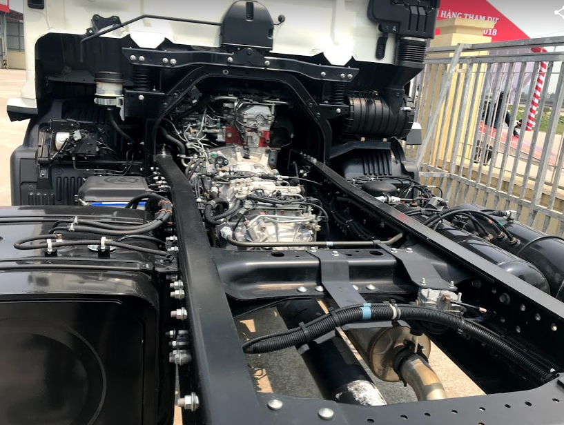 dong co giam soc xe Hino 3 chan